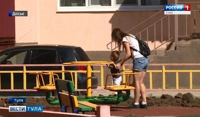 Прокуратура проверила детские площадки региона