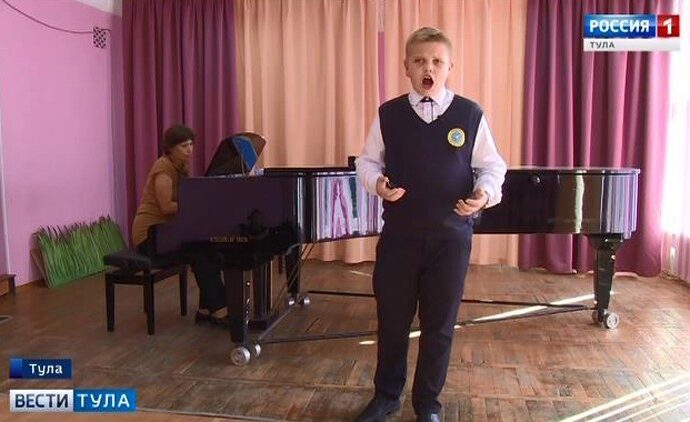 Тульские вокалисты успешно выступили на конкурсе «Янтарный соловей»
