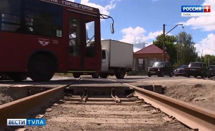 На улице Столетова в Туле ограничат движение транспорта На улице Столетова в Туле ограничат движение транспорта