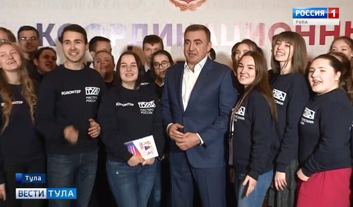 Алексей Дюмин снялся в новогоднем ролике-приглашении