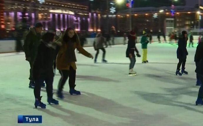 На Губернском катке ввели детские часы