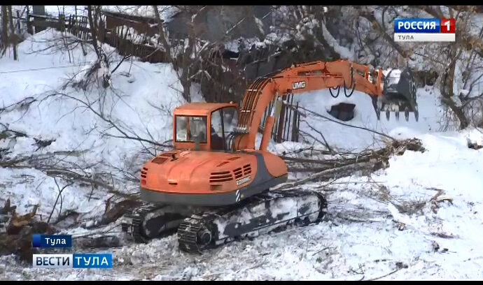 В Туле вдоль железнодорожных путей продолжают сносить незаконные постройки