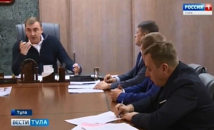 За что Дюмин сделал последнее предупреждение “Водоканалу”?