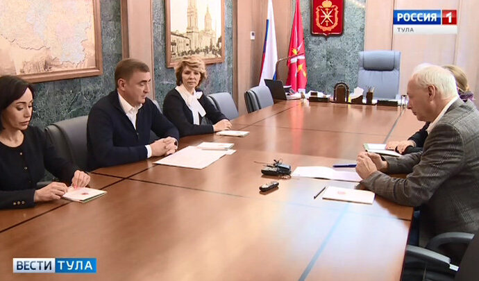 Алексей Дюмин провел рабочую встречу с заместителем министра связи и массовых коммуникаций РФ