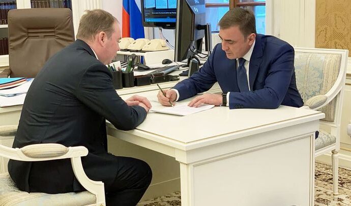 О чём Алексей Дюмин говорил с руководителем Администрации президента?