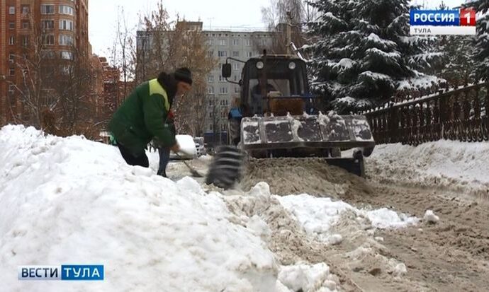 Какие силы брошены на борьбу со снегом в Туле?