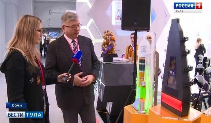 Процесс выплавки стали показали на тульском стенде на инвестфоруме в Сочи