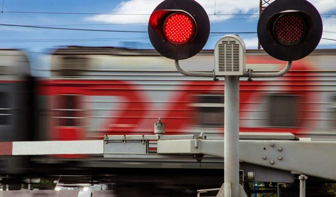 На железнодорожных переездах региона предотвращено несколько ДТП