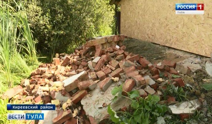 Село Дедилово всё глубже уходит в болото проблем