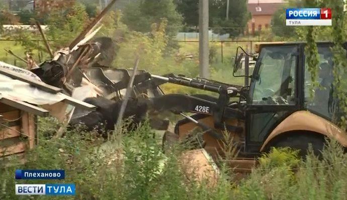 В посёлке Плеханово снова снесли незаконные дома
