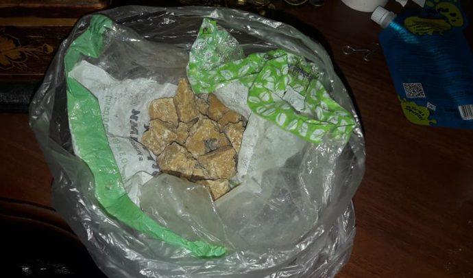 Тульские полицейские задержали двух женщин по подозрению в сбыте наркотиков