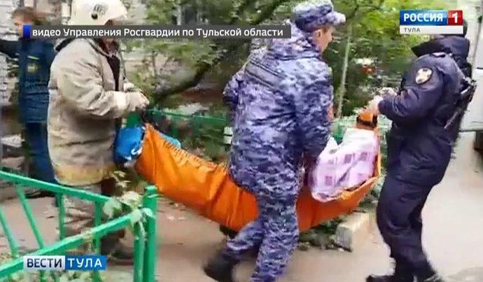 Тульские росгвардейцы спасли пожилую женщину из горящей квартиры