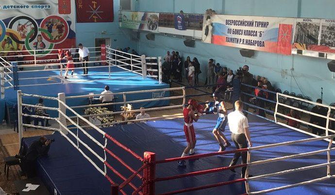На турнире памяти Жабарова 12 тульских боксёров удостоены золотых наград