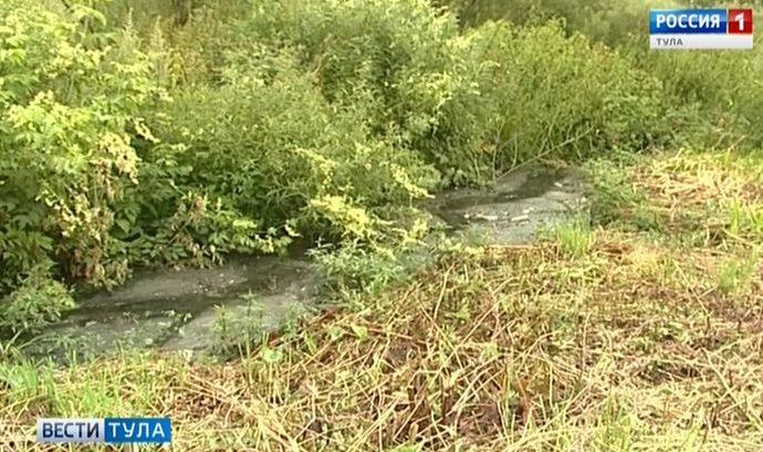 В Венёвском районе канализацию направили в реку Шат