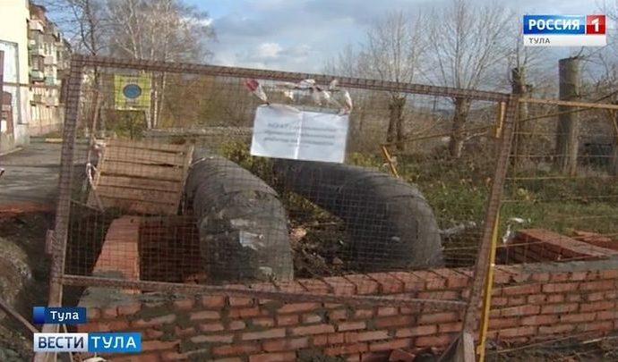 В Пролетарском районе шестилетний мальчик упал в колодец теплосетей