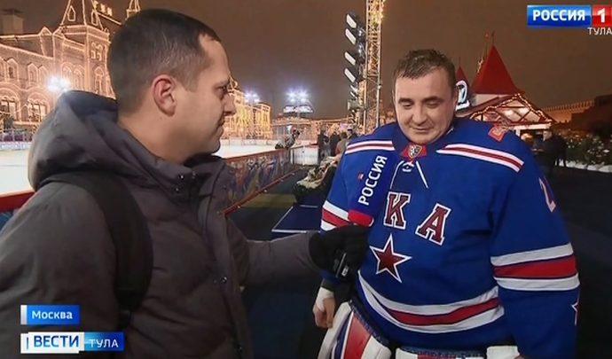 Алексей Дюмин сыграл в матче Ночной хоккейной лиги