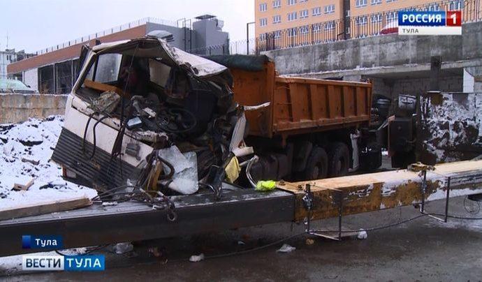 ЧП с автокраном в тульском Заречье. Видео ЧП с автокраном в тульском Заречье. Видео