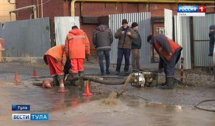 В Туле вновь произошёл порыв магистрального водопровода