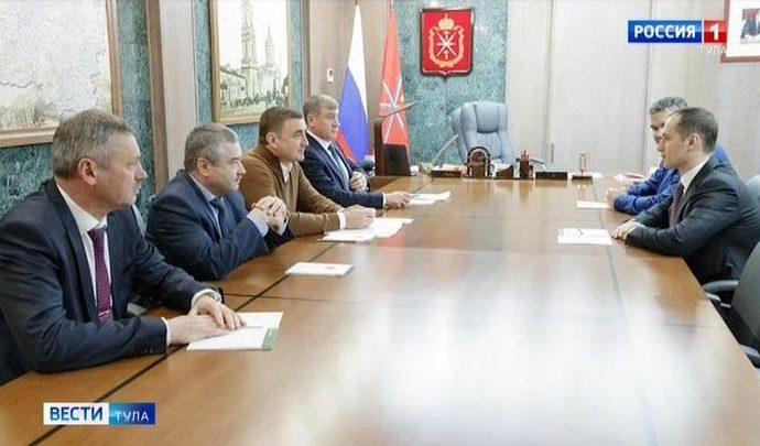 Алексей Дюмин провел рабочую встречу с межрегиональным транспортным прокурором