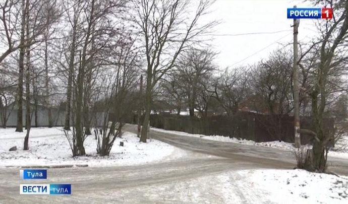 В Туле полицейские задержали подозреваемого в грабеже мужчину В Туле полицейские задержали подозреваемого в грабеже мужчину