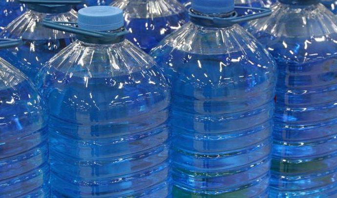 Тульская полиция изъяла из продажи больше 2,5 тысяч сомнительной незамерзайки