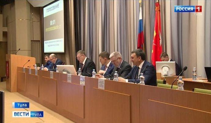 Муниципальным служащим Тульской области могут запретить участвовать в работе некоммерческих организаций