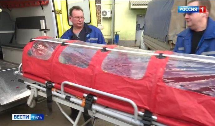 Тульские медики показали устройство изолирующей капсулы