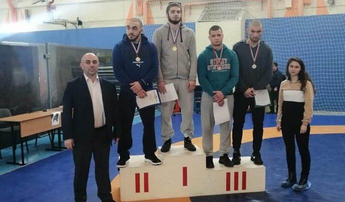 Тульские борцы успешно выступили на первенстве ЦФО