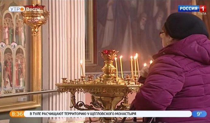 В тульских храмах будут дезинфицировать кивоты икон