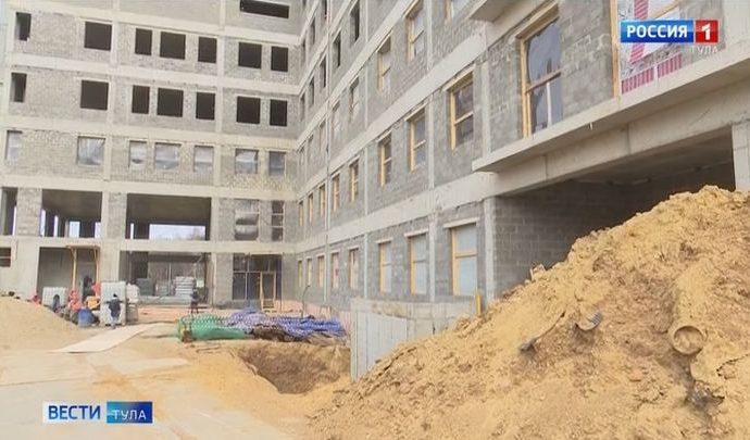 Алексей Дюмин проконтролировал строительство Тульского перинатального центра
