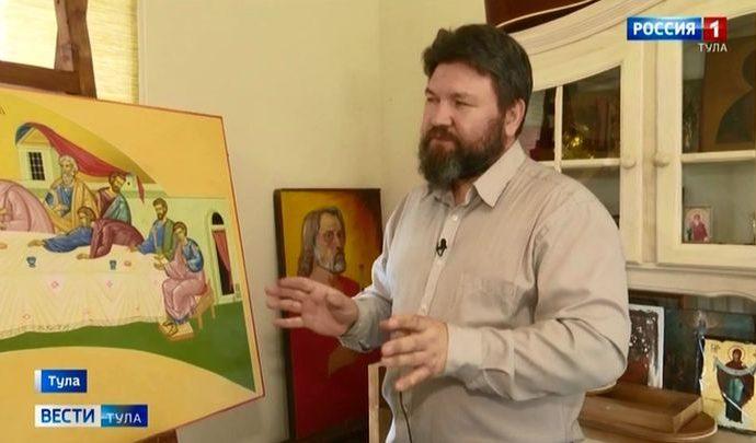 Настоятель храма в селе Хрущёво много лет пишет иконы