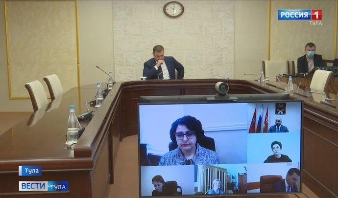 Губернатор Алексей Дюмин провел прием жителей