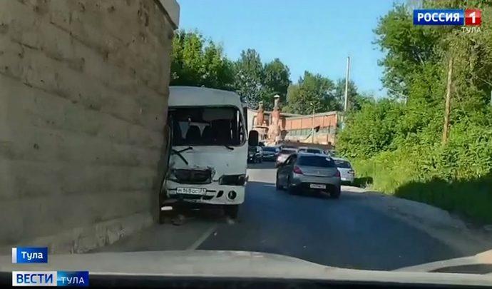 Следственный комитет расследует ДТП с пассажирским автобусом в Туле