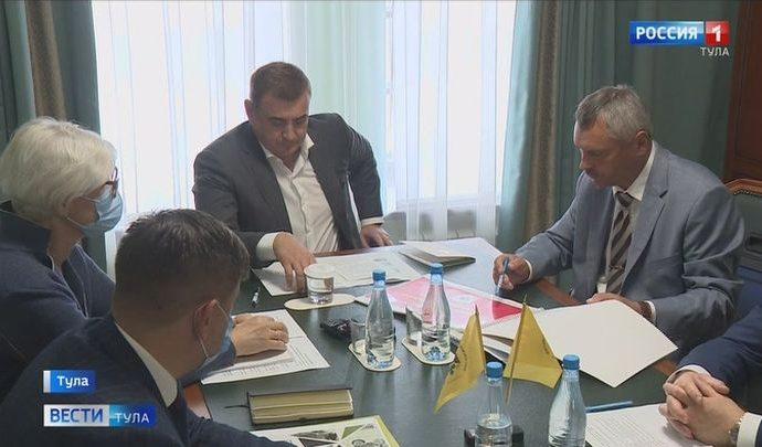 Губернатор Алексей Дюмин встретился с поисковиками