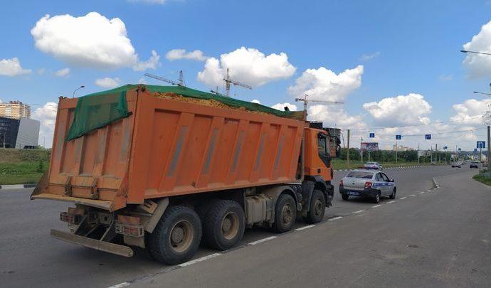 В Туле в ходе рейда начали штрафовать водителей грузовиков