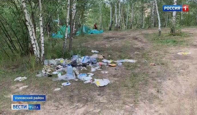 Кондуки притягивают отдыхающих и горы мусора