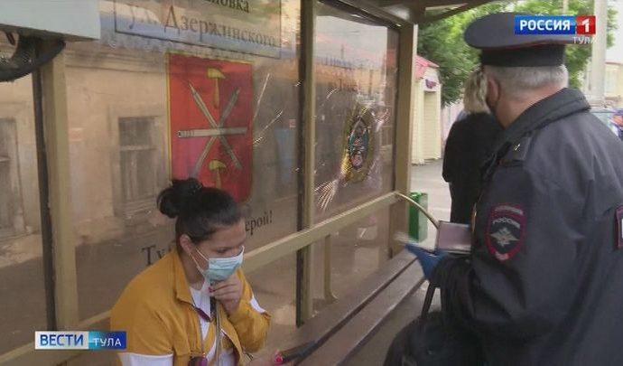 В общественном транспорте Тулы полицейские провели масочный рейд