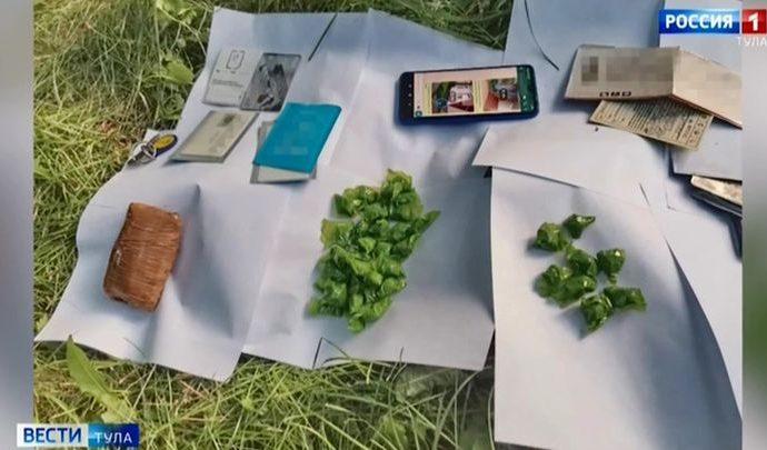 В Новомосковске удалось задержать закладчика наркотиков