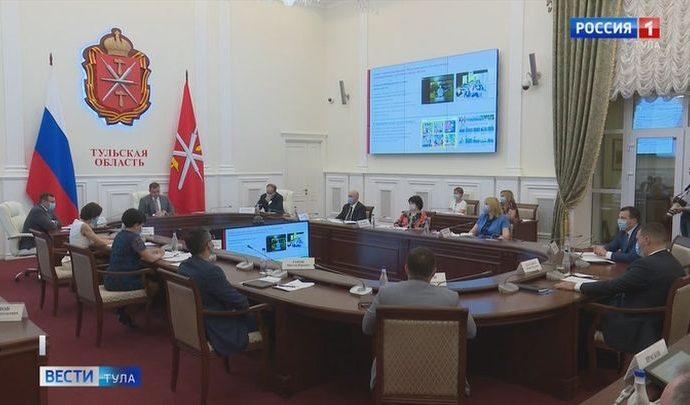 На оперативном совещании в правительстве региона обсудили работу управляющих компаний