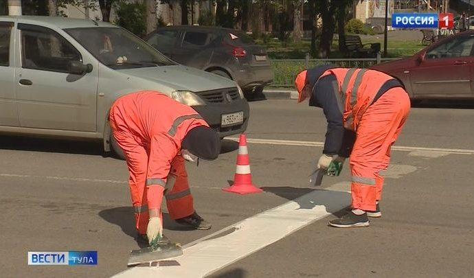 Дорожную разметку продолжают обновлять в Алексине