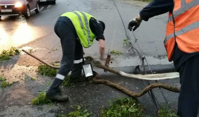 На устранение последствий стихии в Тульской области Алексей Дюмин дал 14 часов