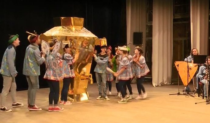 Самовар раскроет истинное лицо героев «Мухи-Цокотухи»