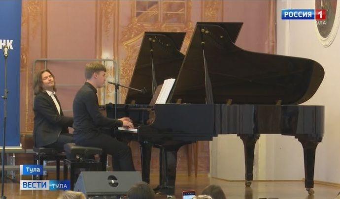 Юные тульские дарования получили уроки музыки от Дмитрия Маликова