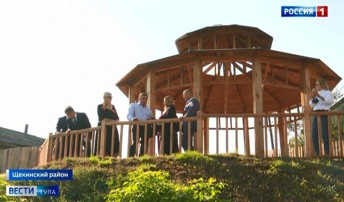 Крапивна стала похожа на музей под открытым небом