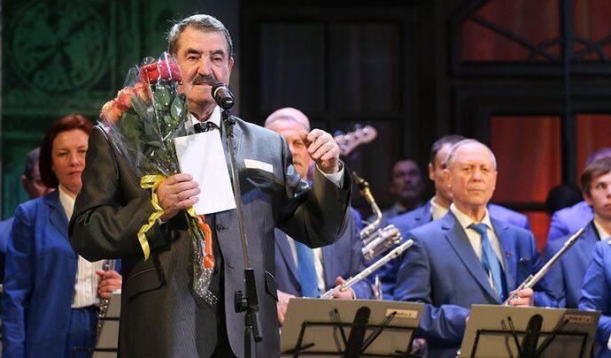 Худруку Губернаторского духового оркестра Полиславу Балину исполнилось 77 лет