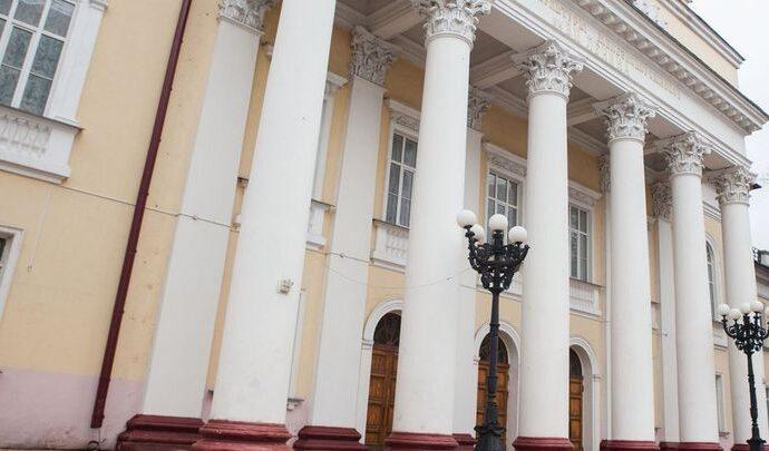 Здание бывшего ДКЖ в Туле подвергнут реновации