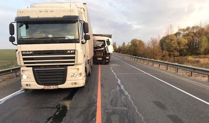 В Туле большегруз догнал коллегу