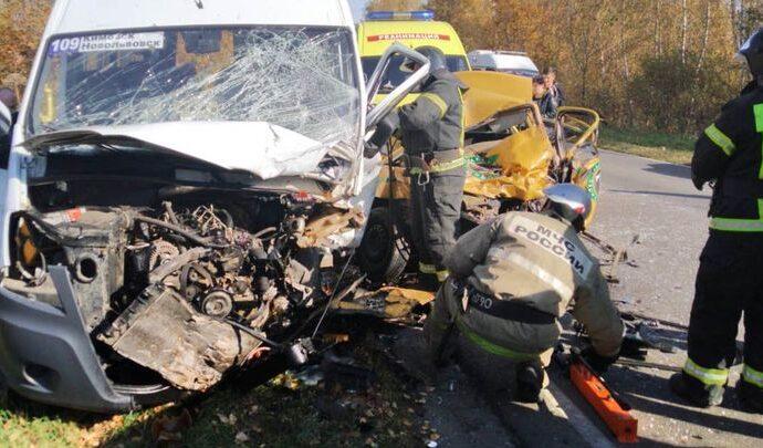 ДТП с участием маршрутки унесло жизни трёх человек