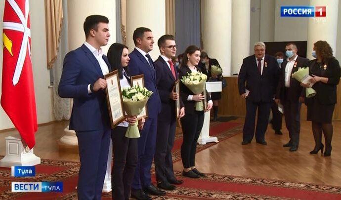 Тульские медики награждены за подвиги на ковидном фронте