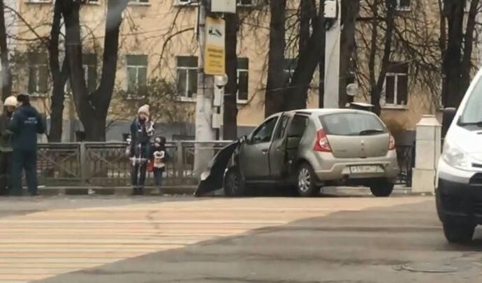 В Туле легковушка не пропустила пожарных